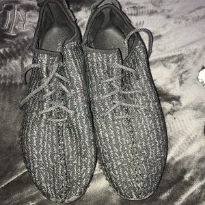 Adidas yezzys
